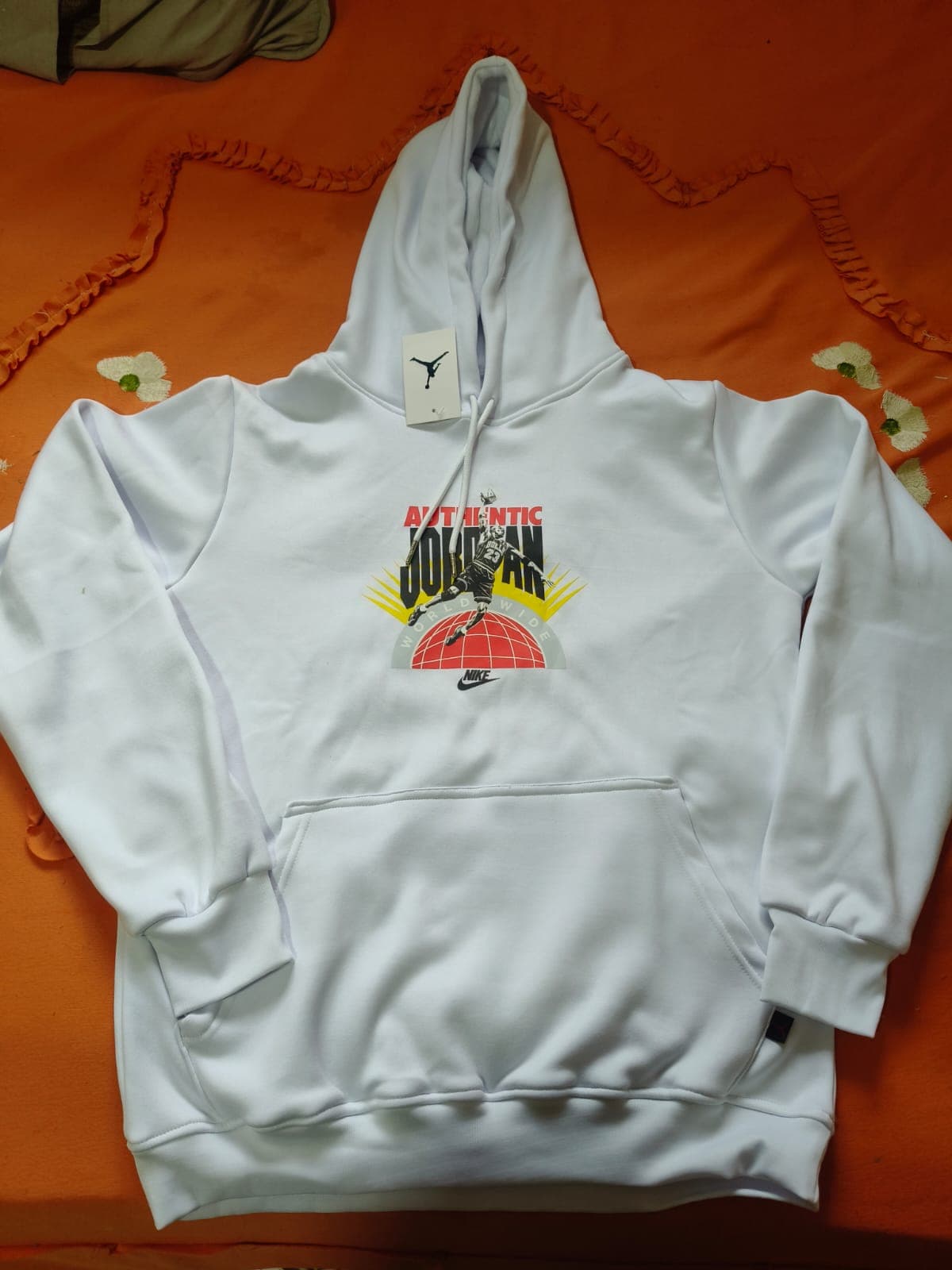 Sudadera con capucha Jordan blanca con gráfico "Atlantic" y logo Nike